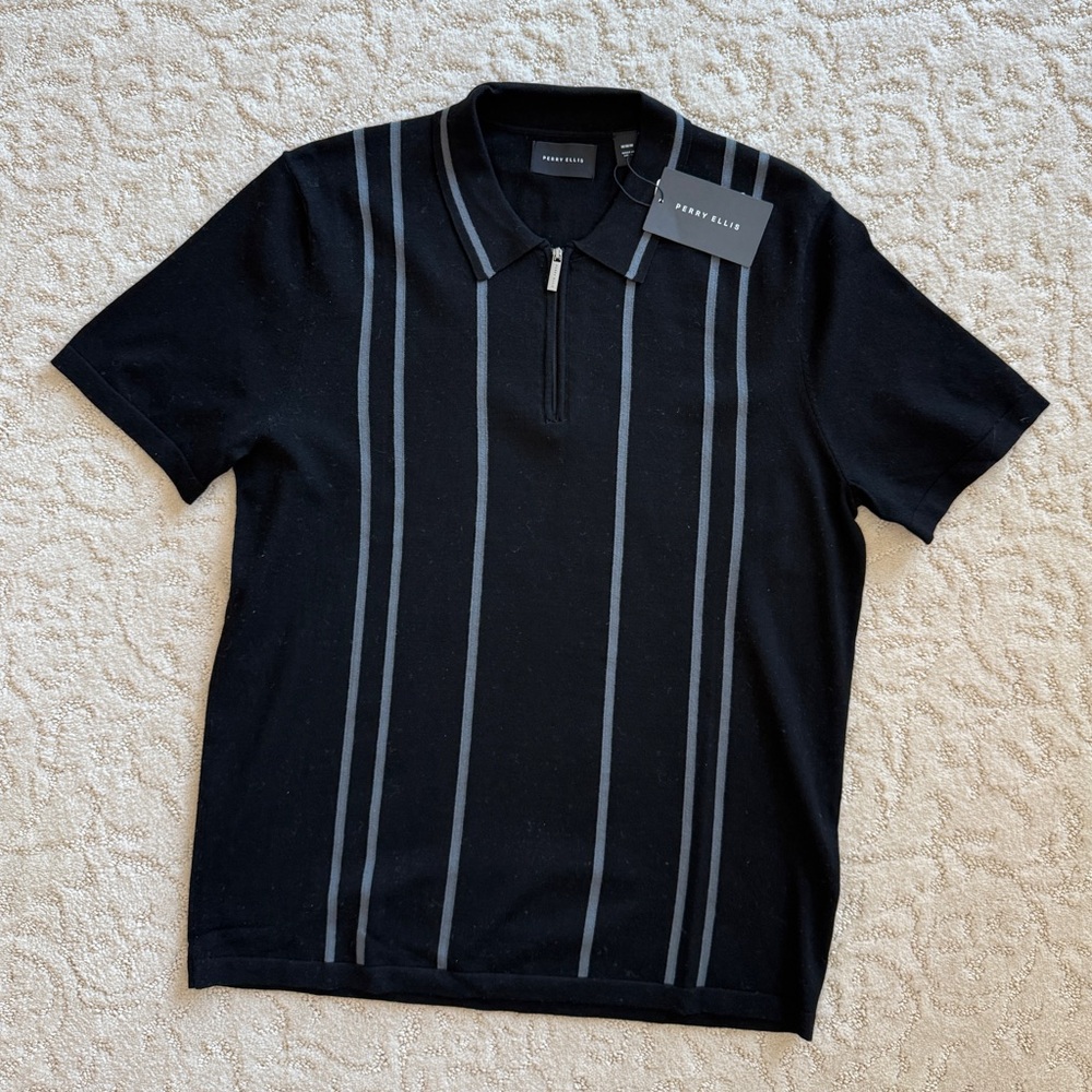 Perry Ellis Medium Black 1/4 Zip Lightweight Shortsleeved Sweater.